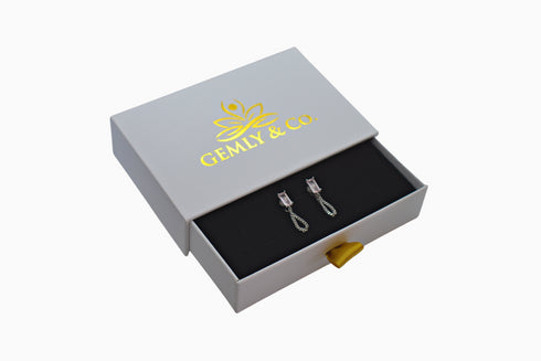 Ameya अमेय | Rosenquarz | Ohrstecker mit Kette | Silber | Rhodiniert