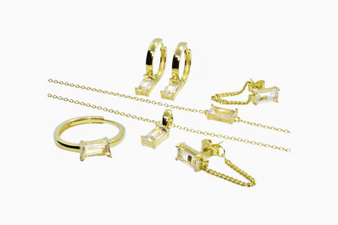 Ameya अमेय | Bergkristall | Ohrstecker mit Kette | 18K Vermeil Vergoldung