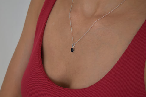 Divya दिव्या | Onyx | Halskette | Silber | Rhodiniert